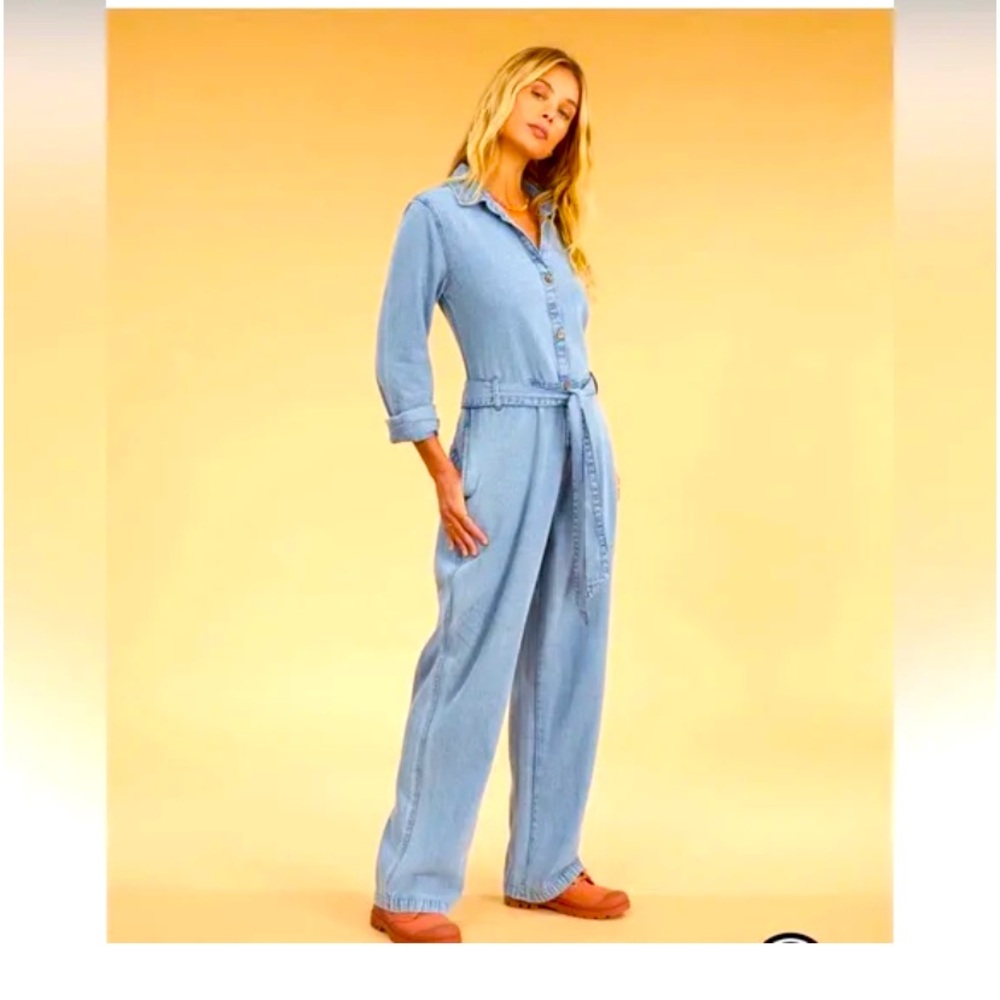 BILLABONG Salty Blonde Denim Jumpsuit-Sm. ***ADORABLE*** Excellent Condition!